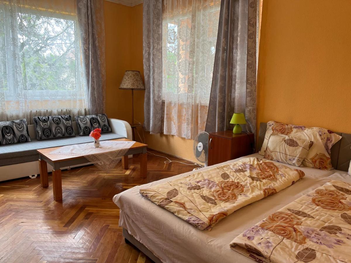 Apartmán Rose Garden Siófok Exteriér fotografie